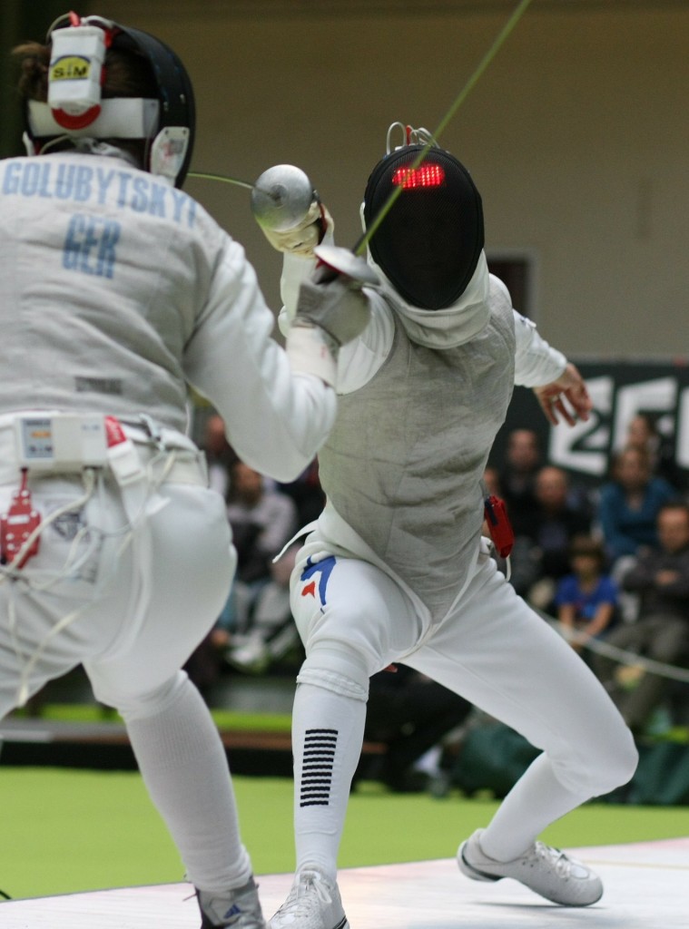 fencing-91406_1920