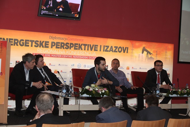 Panel 4: "Balkan Goes Green"