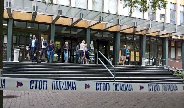 Novosadski_sud_traka_policijska_dojava_o_bombi1
