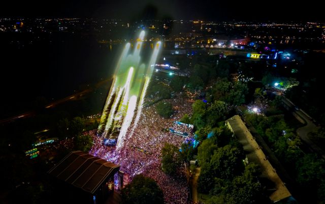 EXIT_2016_Main_Stage_dron