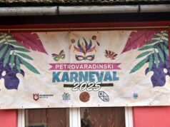 Defile “Meduza” na Petrovaradinskom karnevalu