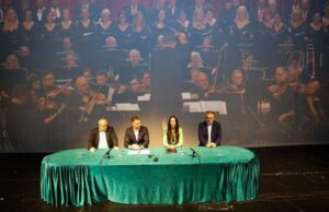 Grad Novi Sad i SNP potpisali sporazum: Novosađani će u autobusima GSP-a slušati najlepša klasična dela