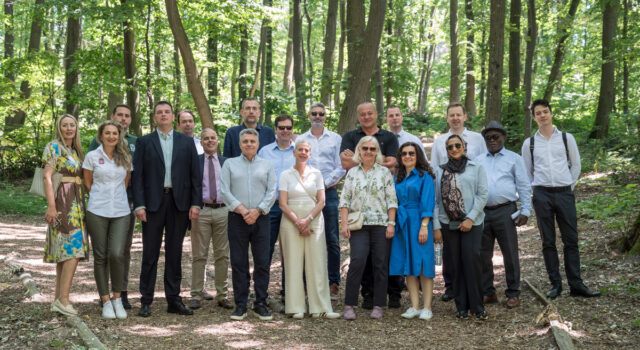 Diplomacy & Commerce National Park Fruška Gora Tour: Tragovima istorije, manastira i vrhunskih vina